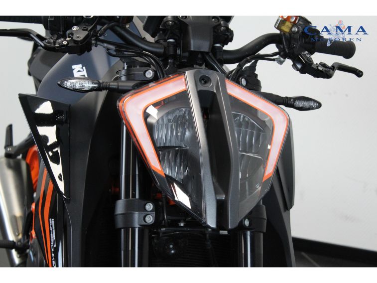 KTM 1290 Super Duke R