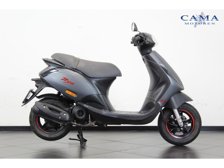 Piaggio Zip S SNOR