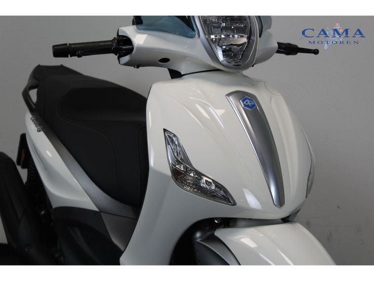 Piaggio Beverly ST 300 200 km!